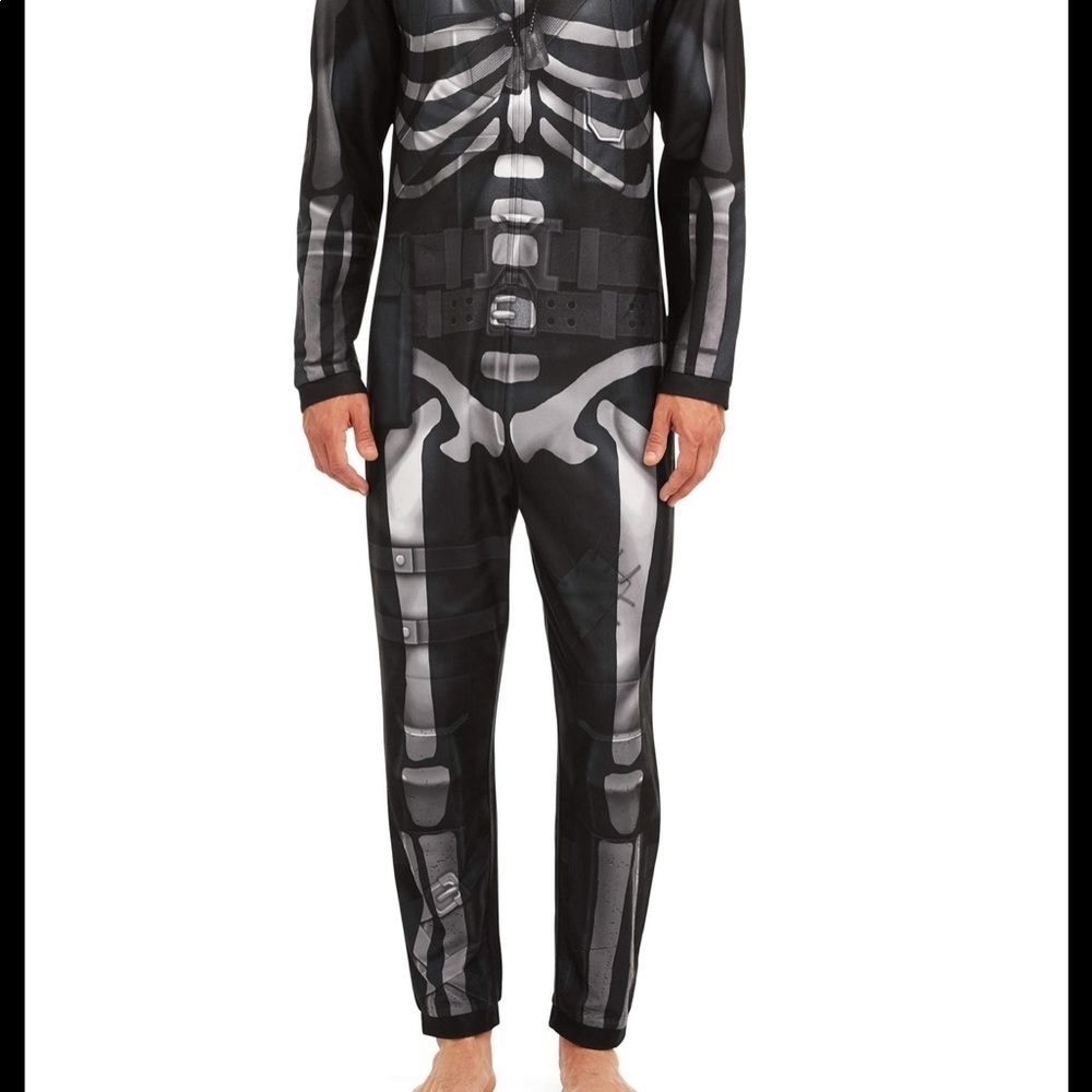 Fortnite Black Skull Trooper Hoodie Warm Onesie Pajamas - Picture 4 of 7